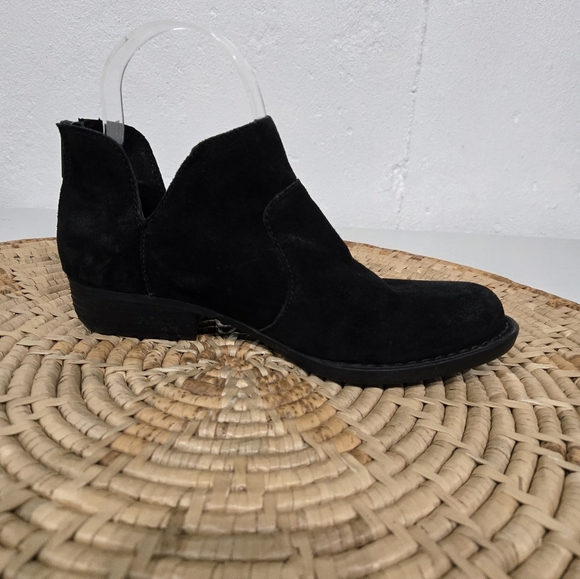 Amazon.com | BORN Women Born Black Oiled Suede Leather Western Ankle Booties 6
